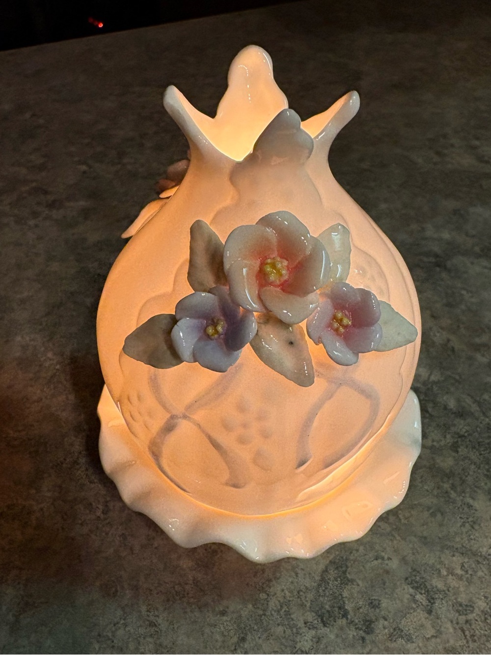 Lovely VTG Porcelain Fairy Lamp with Raised Flowers 4” Tall Pomegranate Shape
